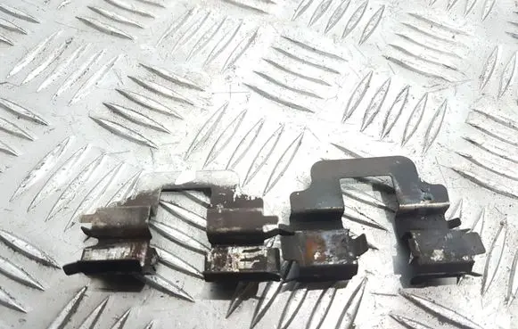 Ford Mondeo MK IV Rear brake pad spring 