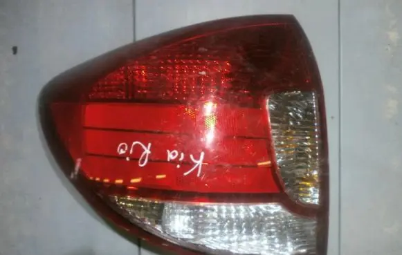 KIA Rio Rear/tail lights 92401fd0