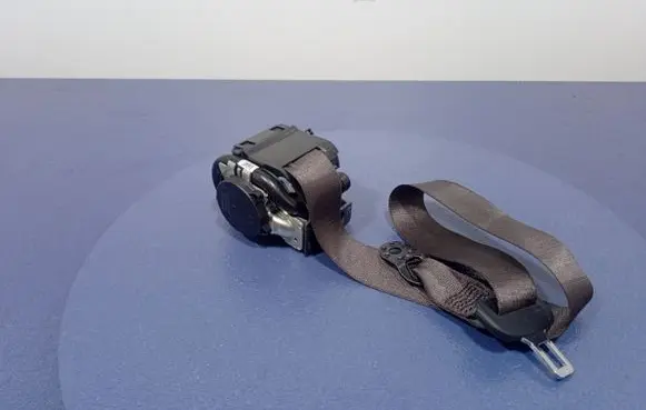 Porsche Panamera (970) Front seatbelt 631001900F