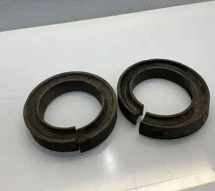 Mercedes-Benz E W211 Rear coil spring rubber mount 