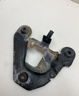 Maserati Levante A/C compressor mount bracket B430