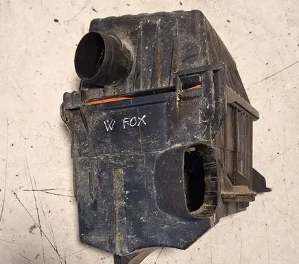 Volkswagen Fox Air filter box 5Z0129620 5Q0129607 54610885104