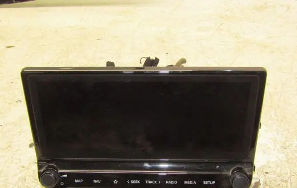 KIA Ceed Navigation unit CD/DVD player 96560-J7690