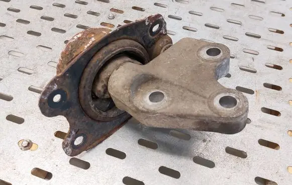 Opel Antara Gearbox mount