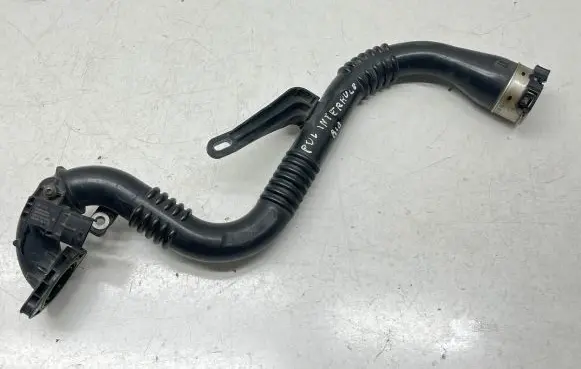 Nissan Pulsar Intercooler hose/pipe 104951A
