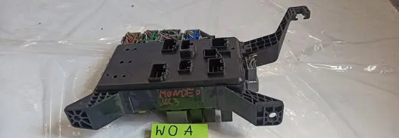Ford Mondeo Mk III Fuse box set 4S7T14A073AB