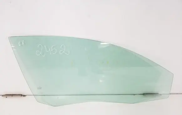 Mercedes-Benz C W204 Front door window/glass (coupe) 