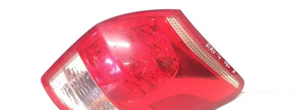 Toyota RAV 4 (XA30) Rear/tail lights