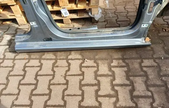 Skoda Rapid (NH) Sill 
