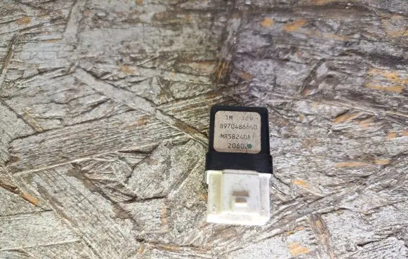 Opel Monterey Other relay 8970486650 MR5B240A1 20602