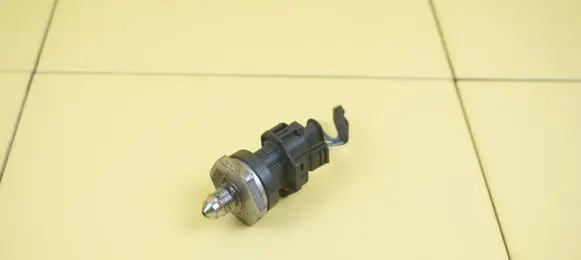 Ford Fiesta Fuel pressure sensor 0261545039 M1JE