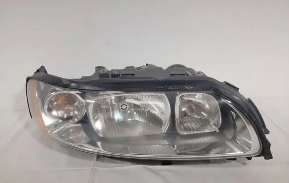Volvo XC70 Headlight/headlamp 30698836 20H31 3017