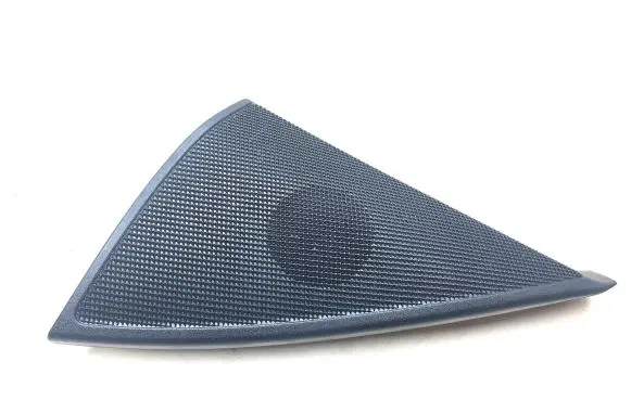 Mercedes-Benz C W204 Side speaker trim/cover A2047200148 106085