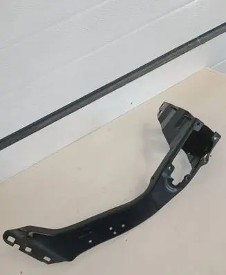 BMW X2 F39 Headlight/headlamp mounting bracket 185631 7426633