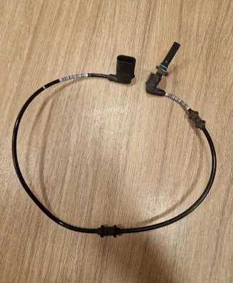 Mercedes-Benz E W213 ABS rear brake sensor A2135403905