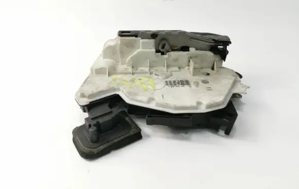 Seat Leon IV Rear door lock 5K4839015R