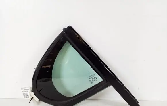 Rear vent window glass