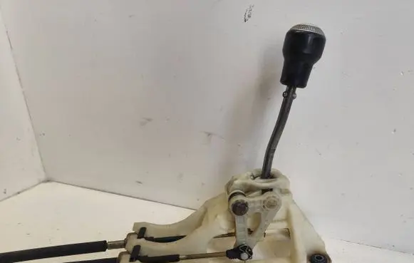 Hyundai Getz Gear shifter/selector 437301CXXX