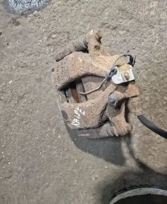 Fiat Punto (199) Front brake caliper