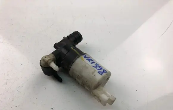 Nissan Qashqai Window washer liquid tank fill tube 9641553880