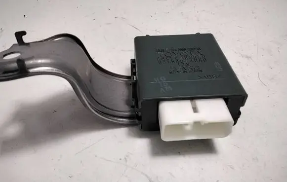 Lexus IS 220D-250-350 Door control unit/module 8597053030 0515004060