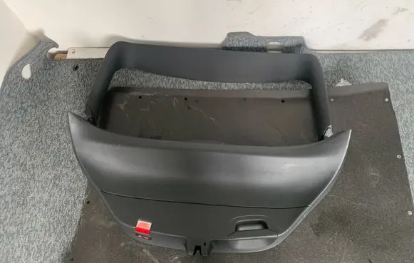 Mercedes-Benz CLA C117 X117 W117 Tailgate/boot cover trim set A1177400070