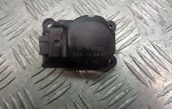 Opel Vectra C A/C air flow flap actuator/motor 09180202