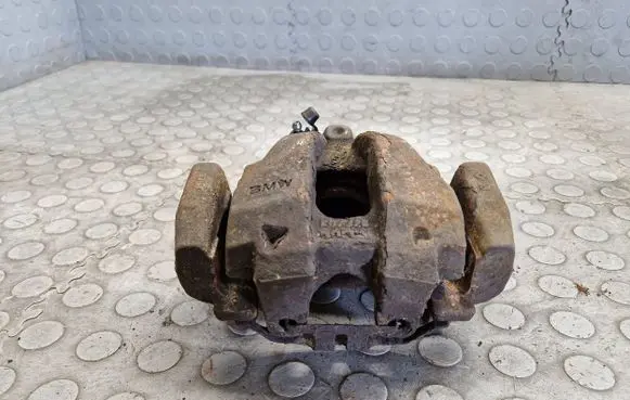 BMW X3 F25 Front brake caliper 6790921
