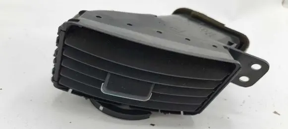 Toyota Corolla Verso AR10 Dash center air vent grill 5566064010 6556424010