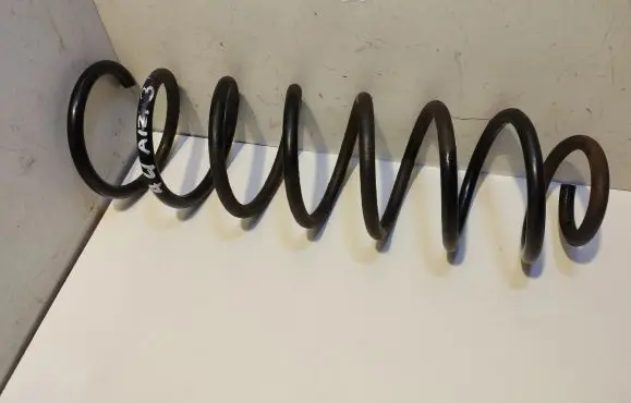 Audi A4 S4 B5 8D Rear coil spring