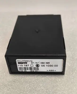 BMW 5 E39 Airbag control unit/module 1092396 37141092396 05103000
