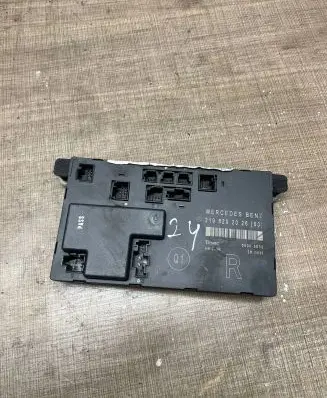 Mercedes-Benz CLS C219 Door control unit/module A2198202026 00005030