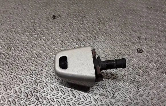 Nissan X-Trail T31 Headlight washer spray nozzle