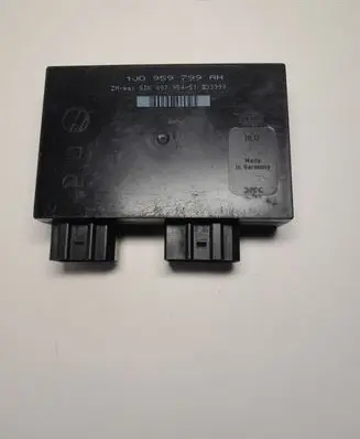 Volkswagen Golf IV Comfort/convenience module 1J0959799AH