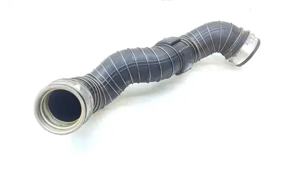 Mercedes-Benz C W203 Intercooler hose/pipe A2035280782
