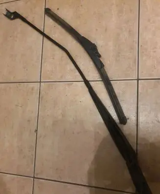 Volkswagen Caddy Front wiper blade arm 2K1955410A