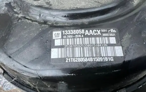 Opel Astra J Brake booster 13338058