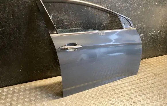Hyundai i40 Front door
