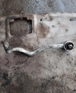 BMW 5 E39 Front lower control arm/wishbone