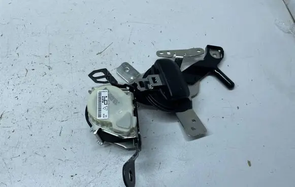 BMW X1 F48 F49 Middle seatbelt (rear) 34284334A