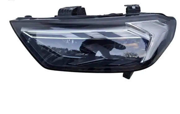 Audi A1 Headlight/headlamp 82A941033D
