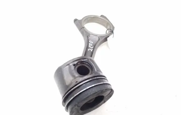 Jaguar XF X250 Piston with connecting rod