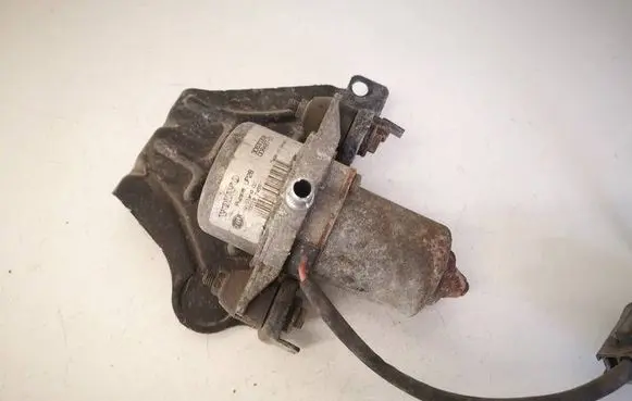 Volvo V70 Vacuum pump 30630398 00848701