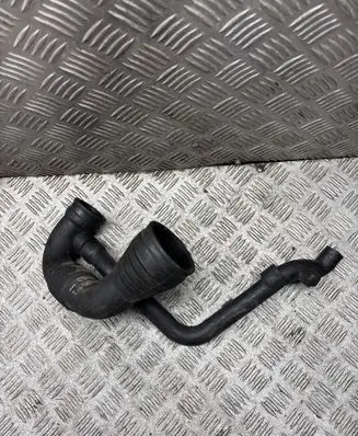 Audi A4 S4 B5 8D Intercooler hose/pipe 8D0129615A