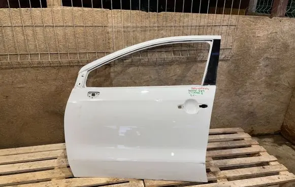 Suzuki SX4 S-Cross Front door 63T-L S2412P024