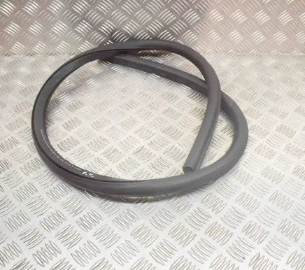 Audi A5 8T 8F Rubber seal front coupe door 8T0831707D