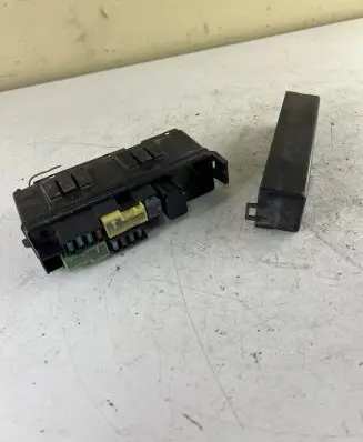 Nissan Micra Fuse module
