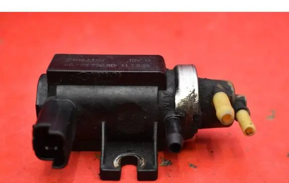 Ford Focus Vacuum valve 9672875080