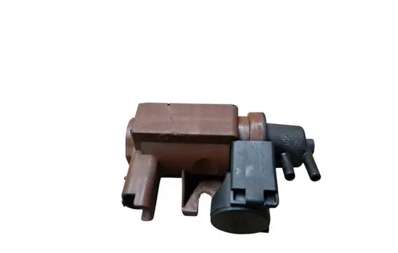 Volvo V50 Turbo solenoid valve 70177100