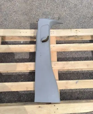 Nissan Primastar (B) pillar trim (top) 8200031578